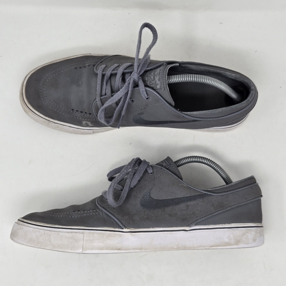 Nike SB Zoom Stefan Janoski Men's Size 11 Gray Skateboarding Shoes Sneakers - Picture 1 of 12